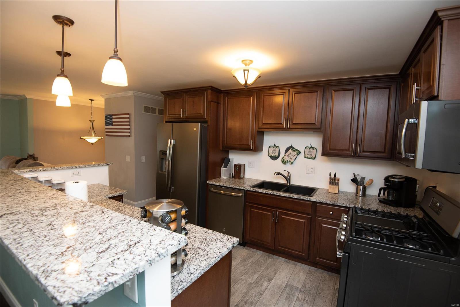410 Riggin Road Troy, IL 62294 - Photo 3 of 17