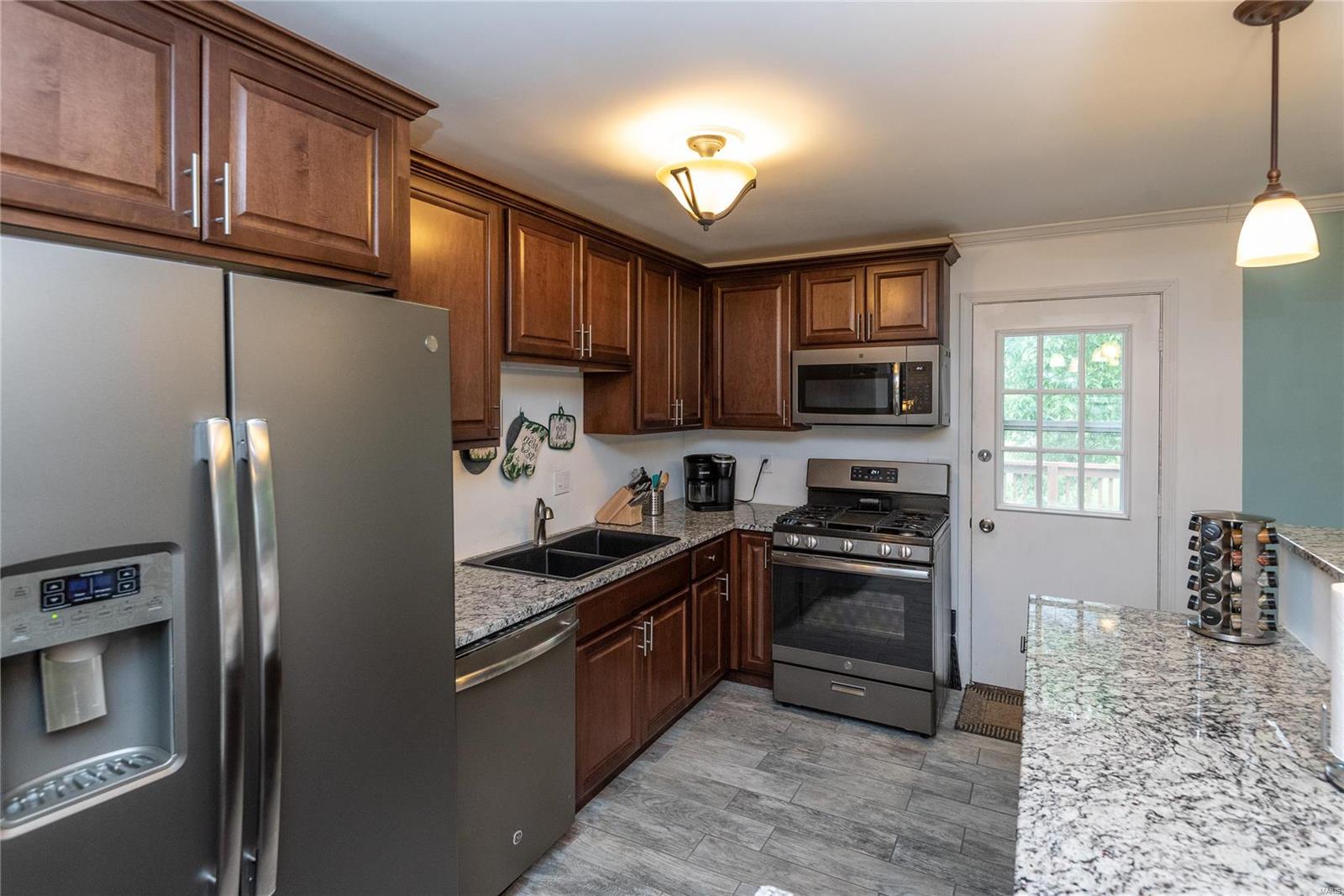 410 Riggin Road Troy, IL 62294 - Photo 6 of 17