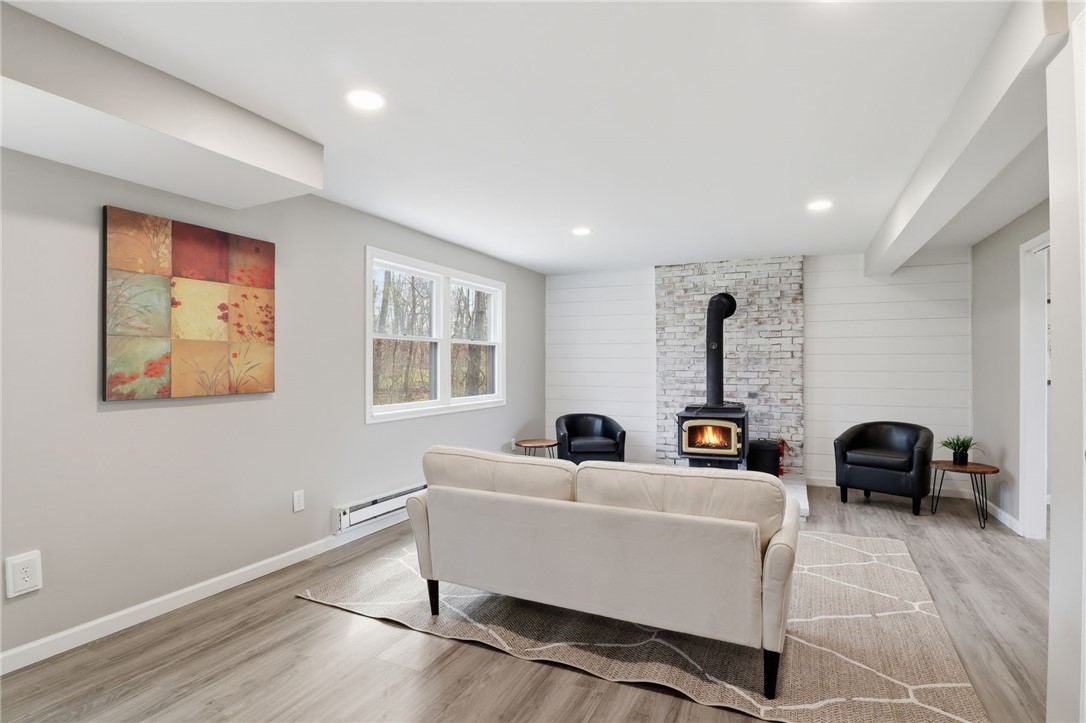 5644 Van Cruyningham Road Williamson, NY 14589 - Photo 7 of 30