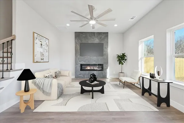 $384,999 | 115 Church Street, Waxahachie, TX 75165