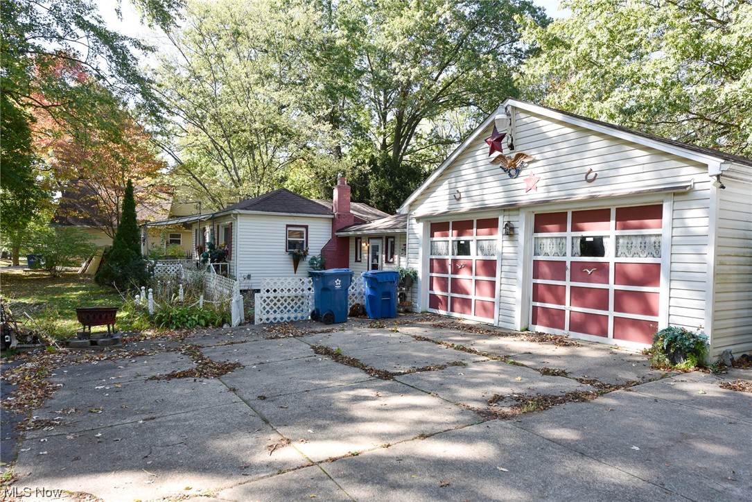 3061 Farmdale Road Akron, OH 44312 - Photo 4 of 27 Gallery Image 4