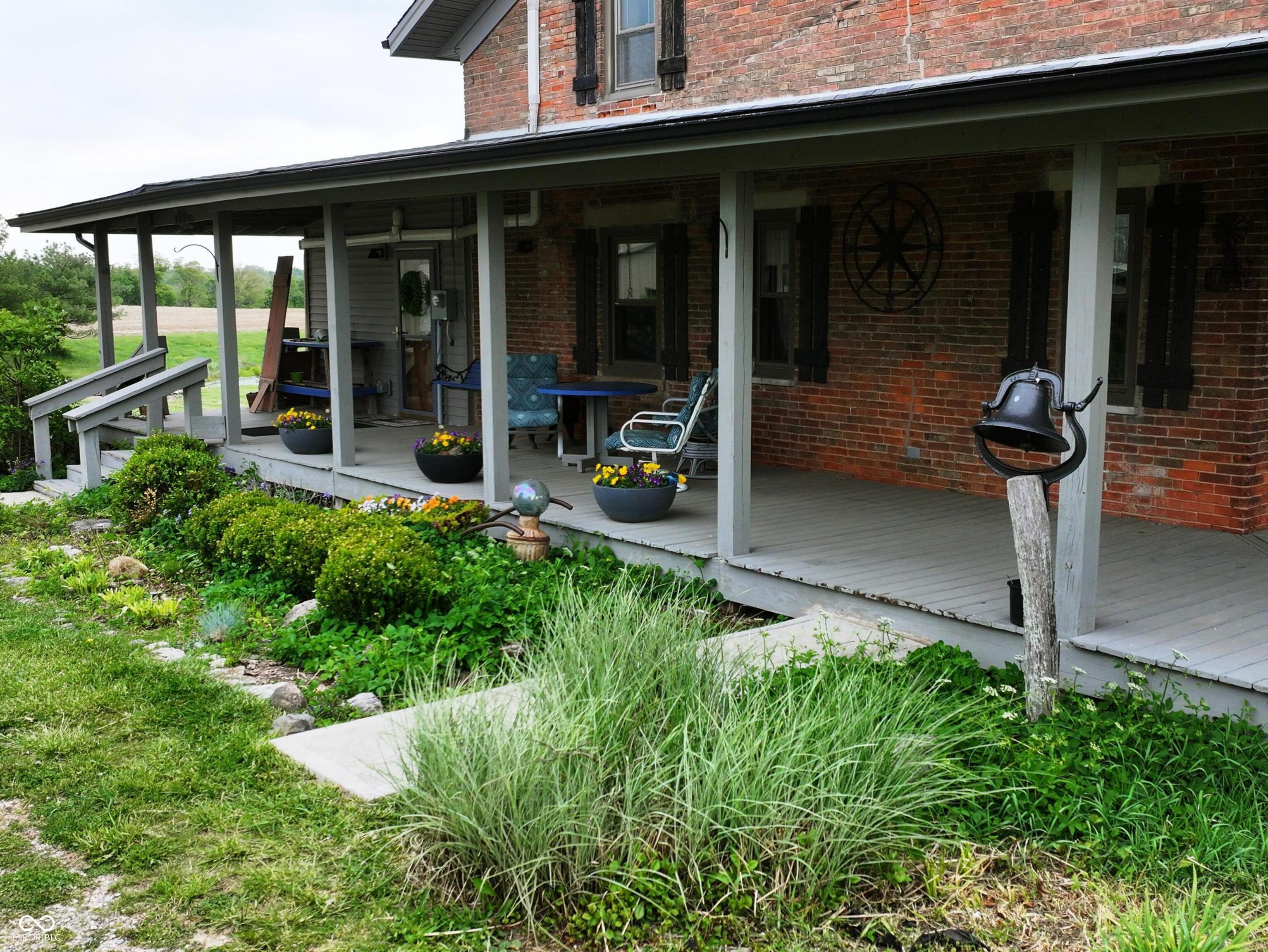 5064 Volk Road Cedar Grove, IN 47016 - Photo 4 of 62