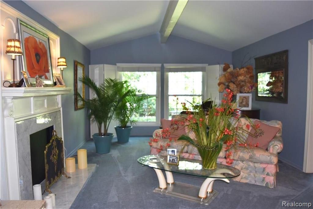 31505 Waltham Road Beverly Hills, MI 48025 - Photo 11 of 45