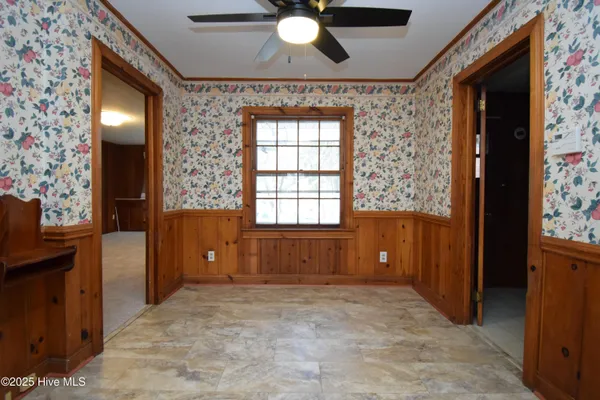 $1,550 | 482 Snow Hill Street, Ayden, NC 28513