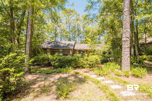 705 Olive Avenue Fairhope, AL 36532 - Photo 3 of 43 Throughout Yard