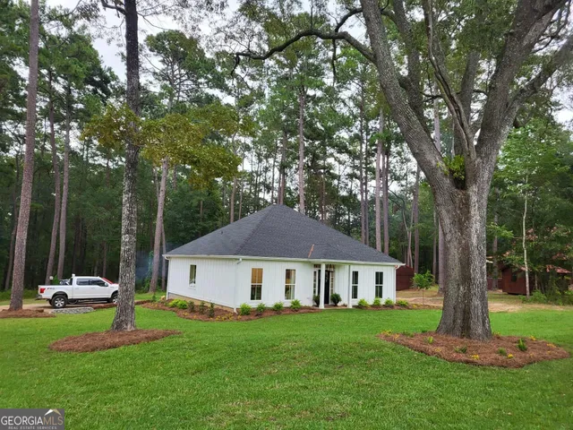 $299,900 | 7500 U.S. Highway 19, Thomasville, GA 31757