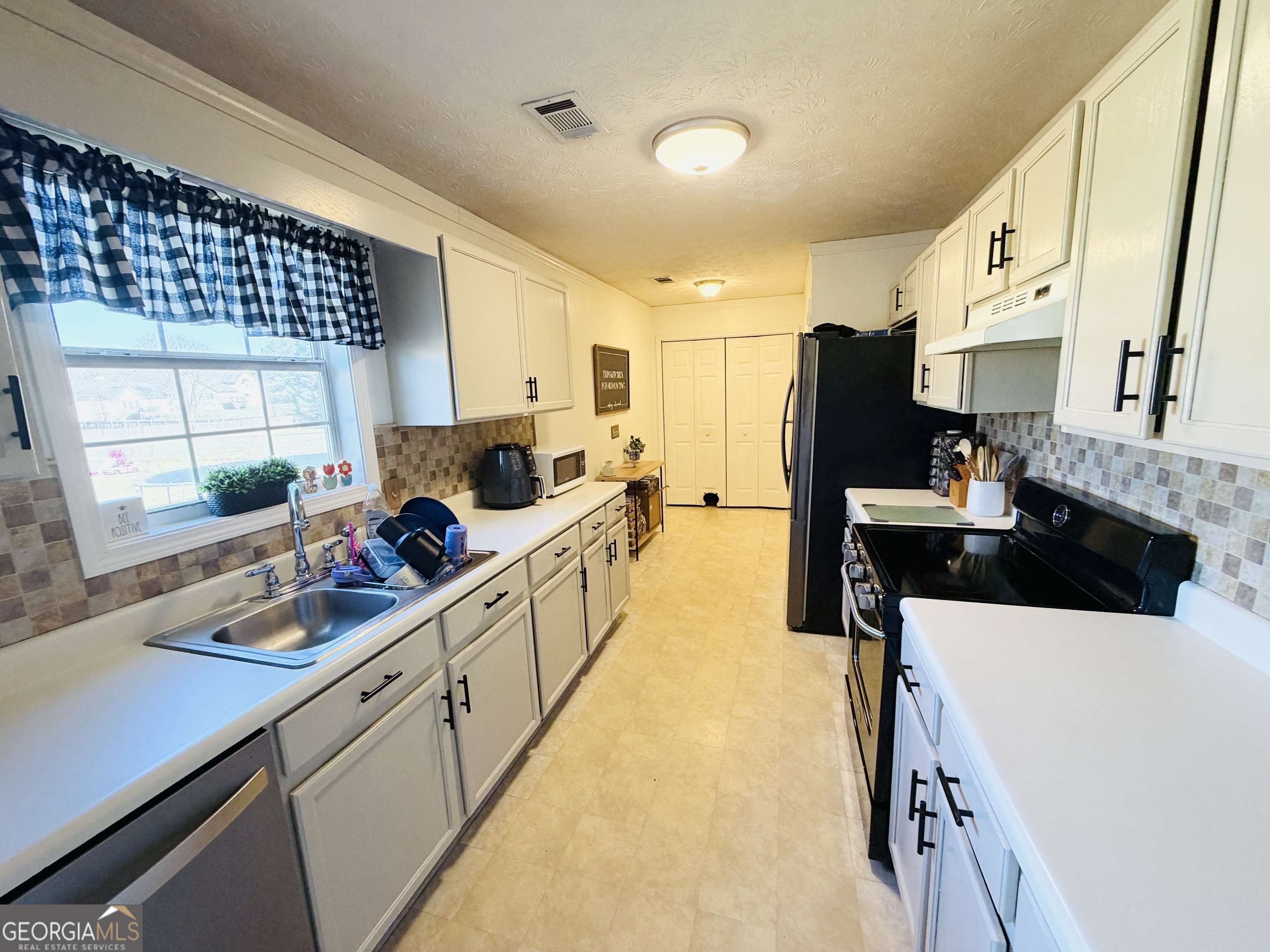 2124 Broad Street Statham, GA 30666 - Photo 16 of 59