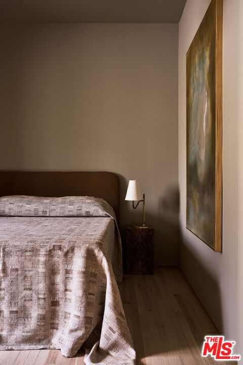 2027 Laughlin Park Drive Los Angeles, CA 90027 - Photo 15 of 25