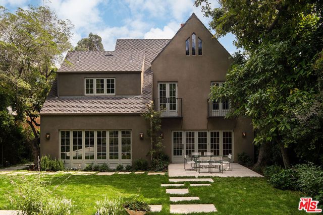 $7,295,000 | 2027 Laughlin Park Drive, Los Angeles, CA 90027