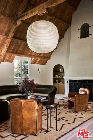 $7,995,000 | 2027 Laughlin Park Drive, Los Angeles, CA 90027