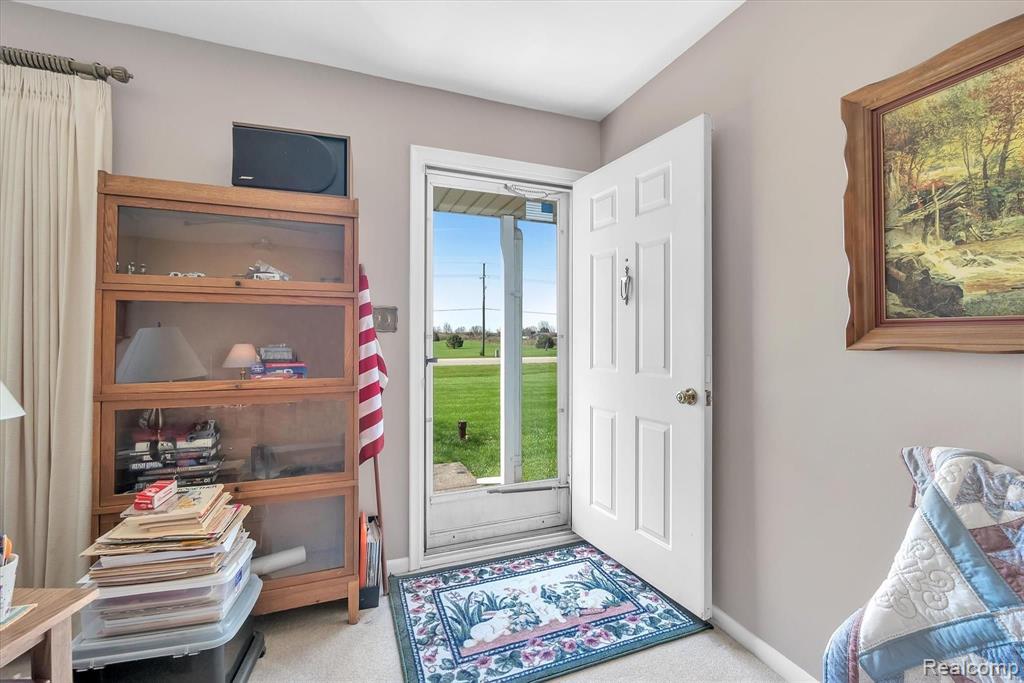 3040 West Coon Lake Road Howell, MI 48843 - Photo 6 of 41