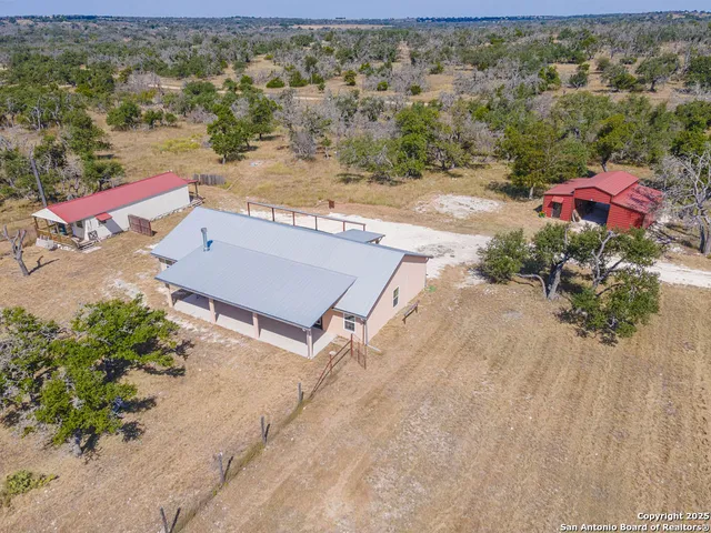 $1,200,000 | 6415 Old Harper Road, Fredericksburg, TX 78624