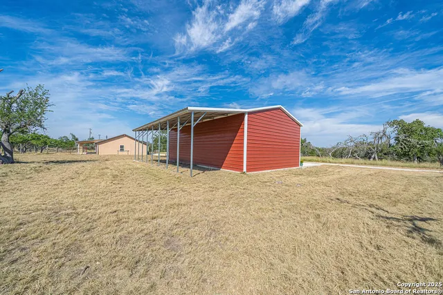 $1,200,000 | 6415 Old Harper Road, Fredericksburg, TX 78624