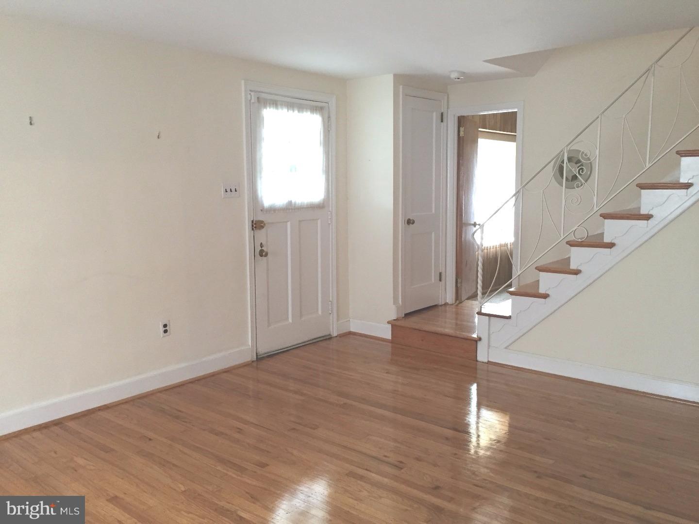 614 Palairet Road Philadelphia, PA 19128 - Photo 3 of 19 Gallery Image 3