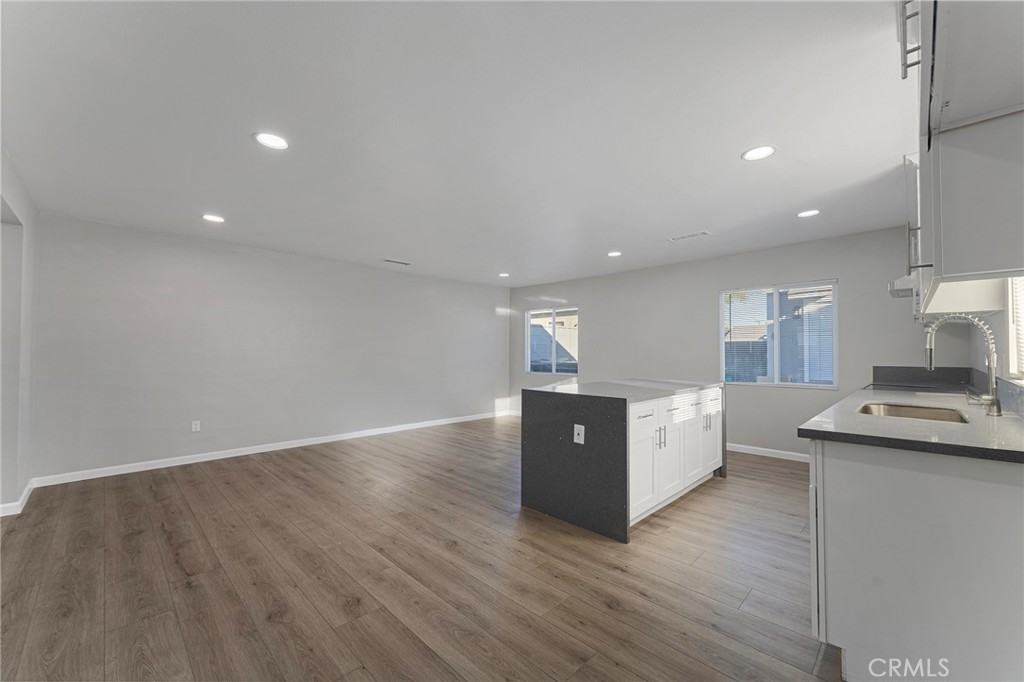 805 South 10th Street Montebello, CA 90640 - Photo 14 of 29 Back Unit Kitchen