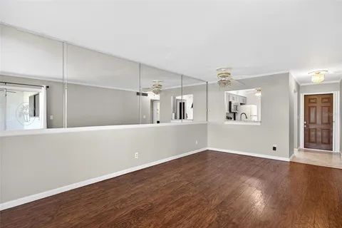 $125,000 | 6300 South Pointe Boulevard, Unit 327, Fort Myers, FL 33919