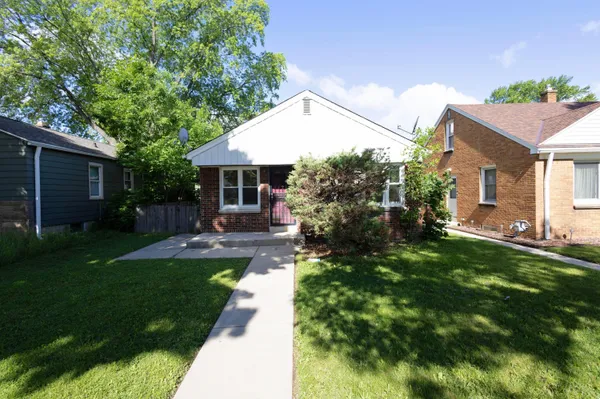 $129,900 | 5019 North 24th Street, Milwaukee, WI 53209