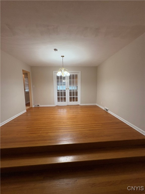 215 Locksley Road Syracuse, NY 13224 - Photo 9 of 26