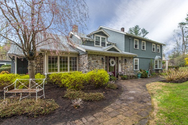 340 York Street Canton, MA 02021 - Photo 2 of 30 Gallery Image 2