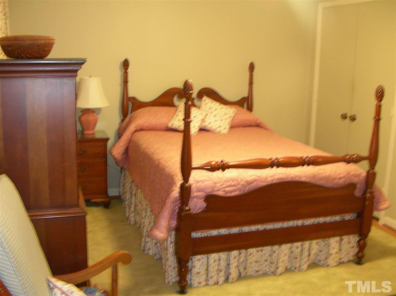 606 Southeast Maynard Road Cary, NC 27511 - Photo 12 of 16 Gallery Image 12