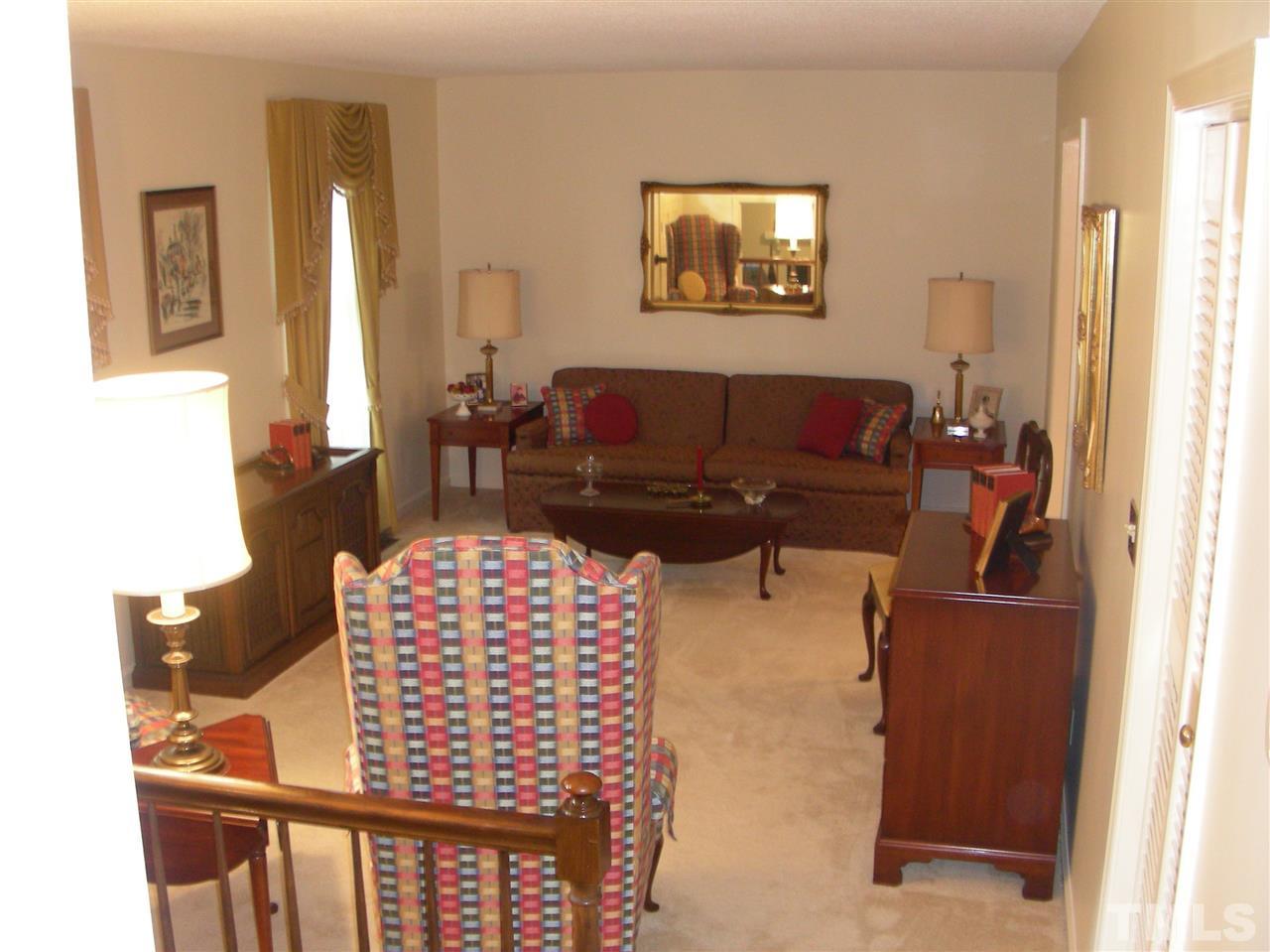 606 Southeast Maynard Road Cary, NC 27511 - Photo 3 of 16 Gallery Image 3