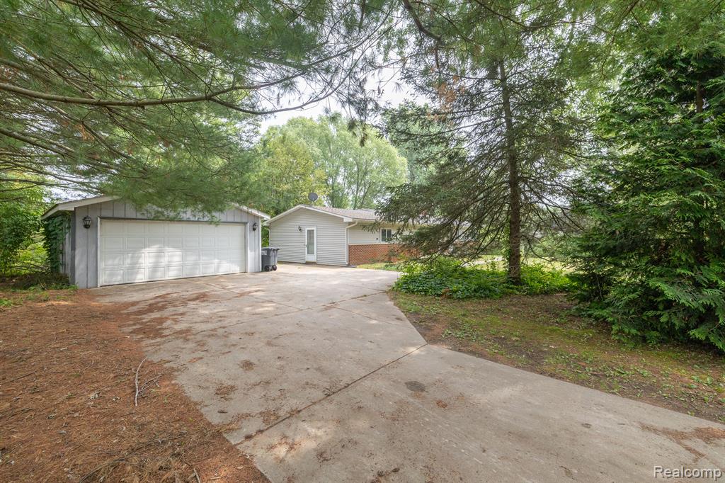9920 Dexter-Pinckney Road Pinckney, MI 48169 - Photo 43 of 46 Gallery Image 43