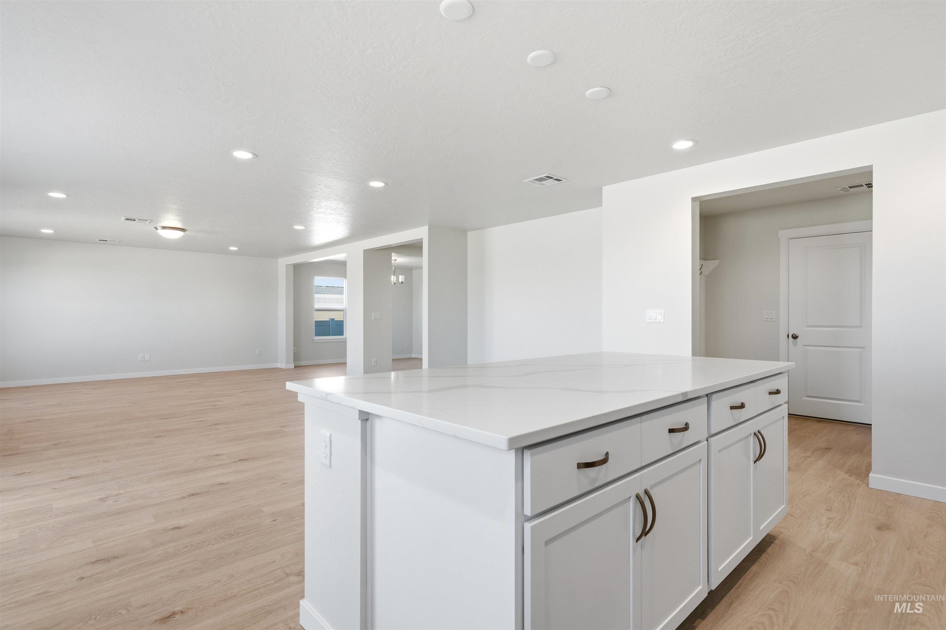 10199 Bellevue Ridge Street Nampa, ID 83687 - Photo 5 of 45