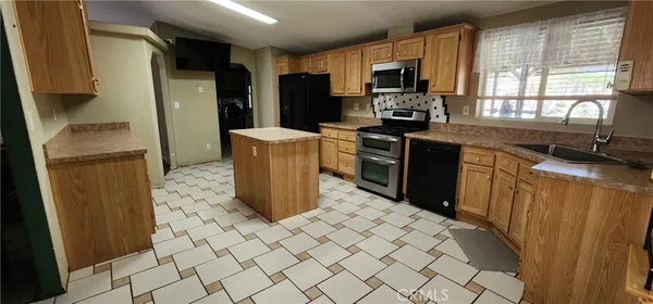 $785,000 | 690 Riviera Drive, Blythe, CA 92225