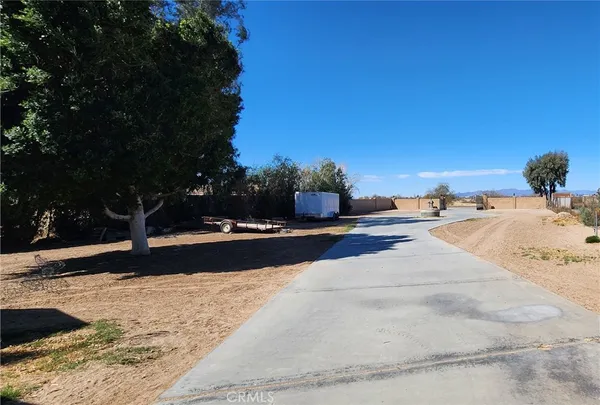 $785,000 | 690 Riviera Drive, Blythe, CA 92225