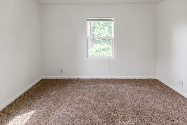 $299,999 | 789 Yosemite Parkway, Merced, CA 95340