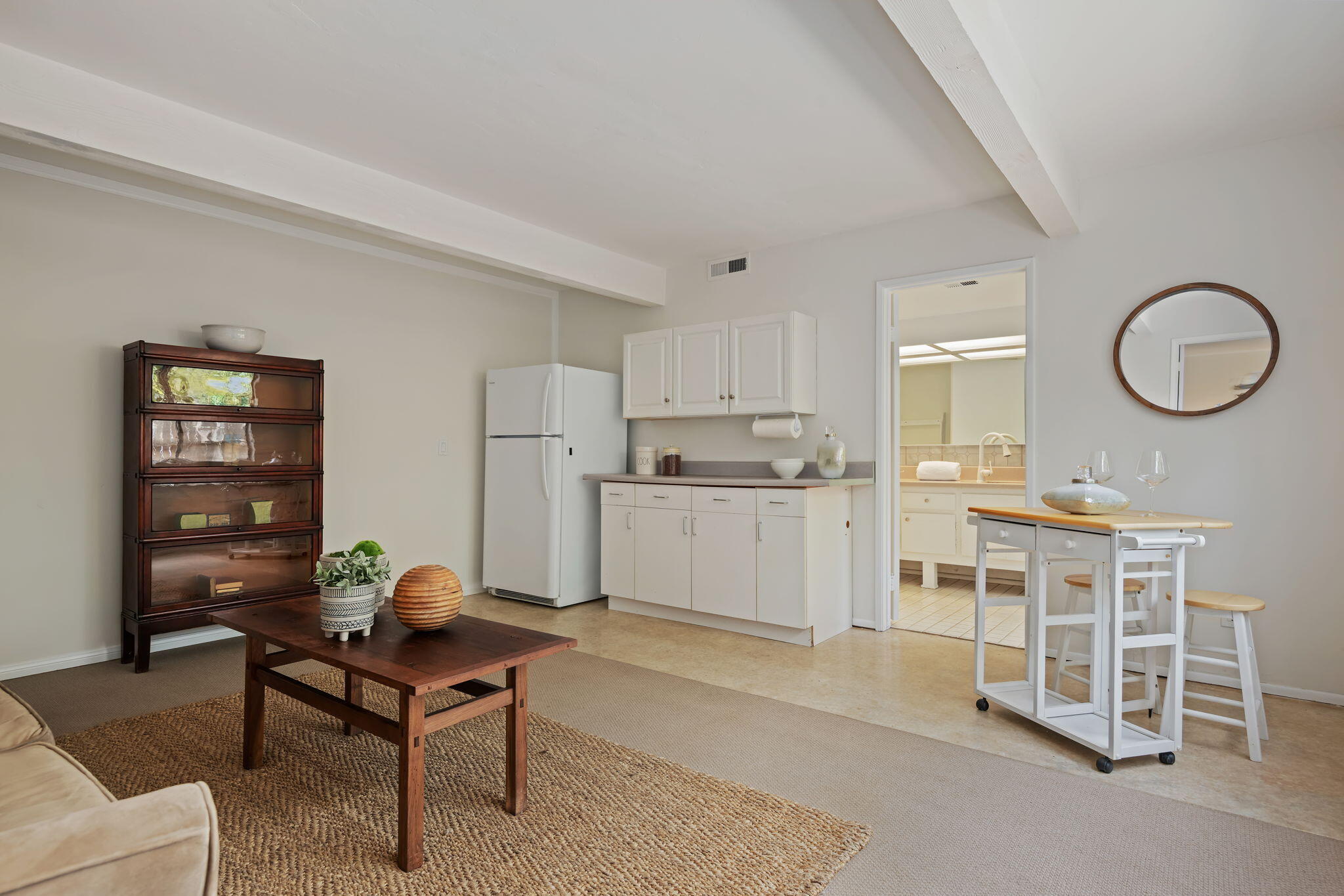875 Norma Way Santa Barbara, CA 93111 - Photo 25 of 33 Guest Quarters Living Room