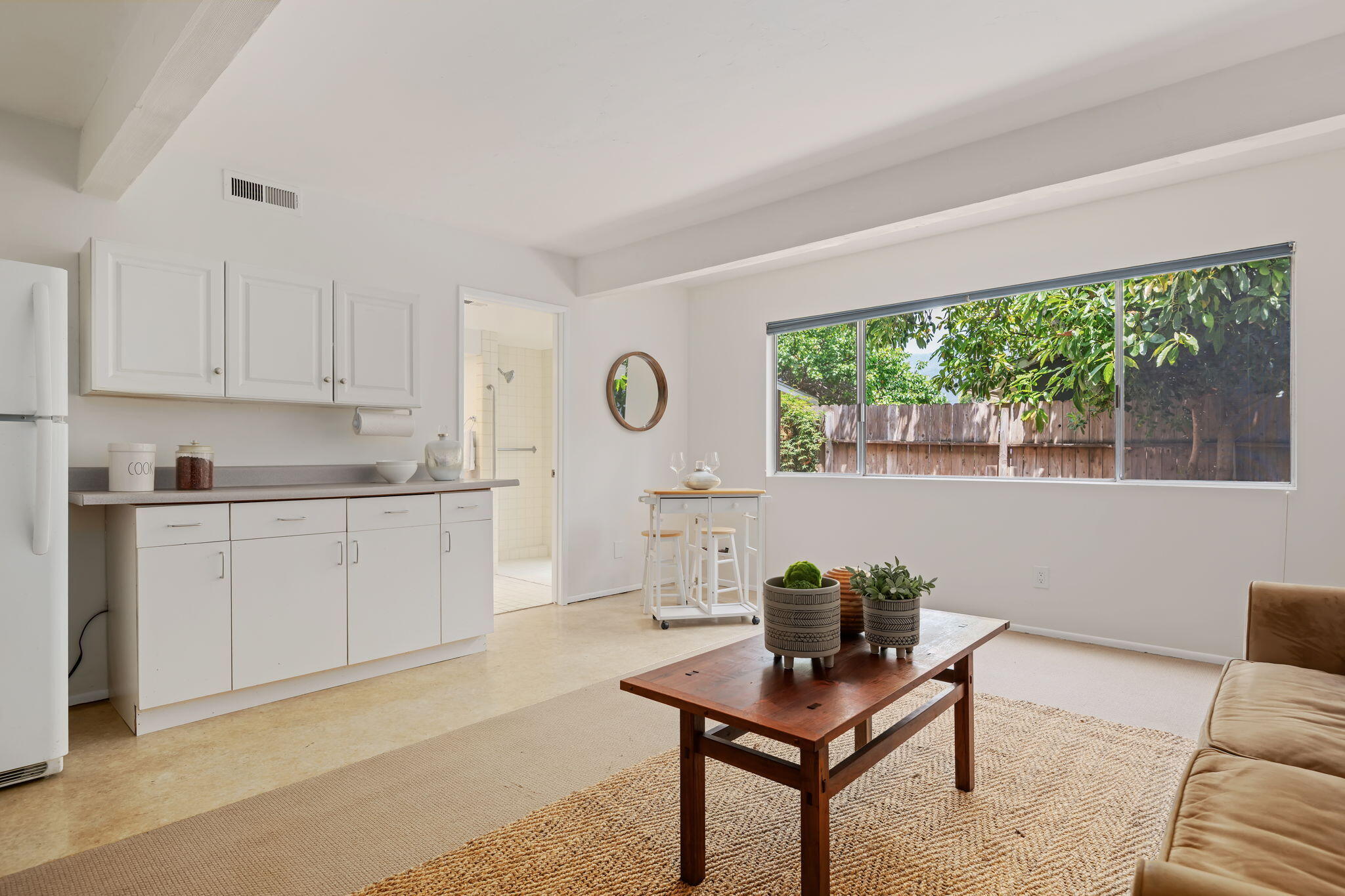 875 Norma Way Santa Barbara, CA 93111 - Photo 26 of 33 Guest Quarters Living Room