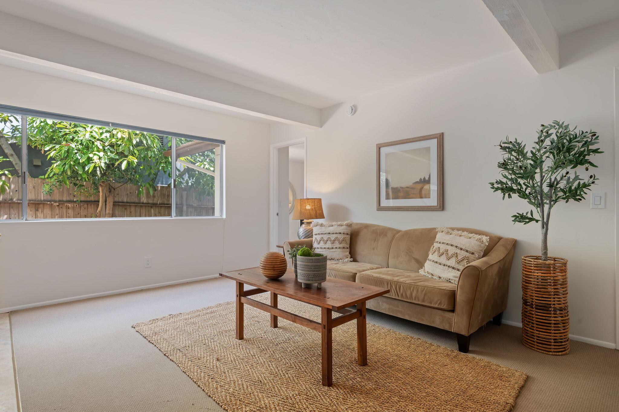 875 Norma Way Santa Barbara, CA 93111 - Photo 27 of 33 Guest Quarters Living Room