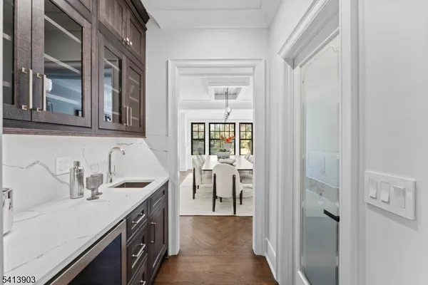 $5,288,000 | 330 Hartshorn Drive, Short Hills, NJ 07078