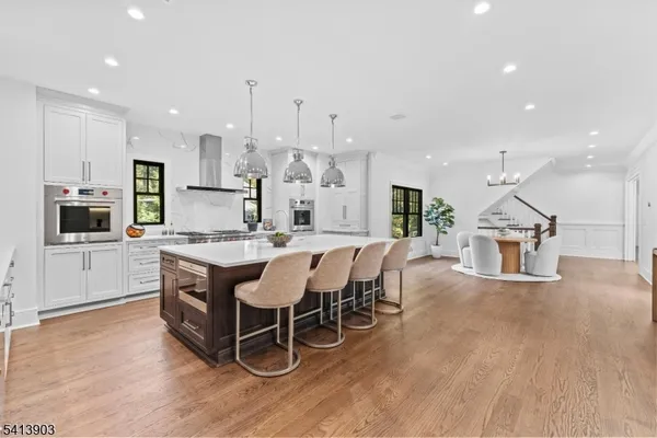 $5,288,000 | 330 Hartshorn Drive, Short Hills, NJ 07078