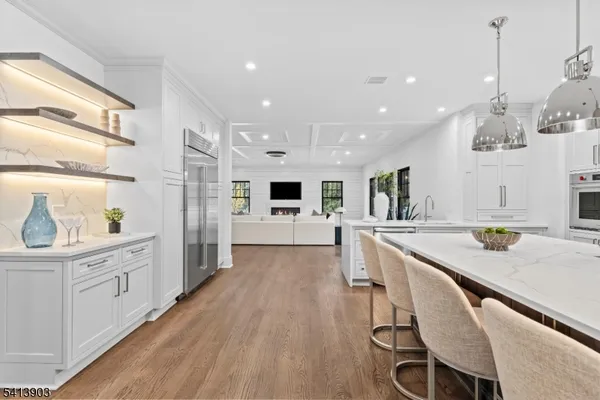 $5,288,000 | 330 Hartshorn Drive, Short Hills, NJ 07078