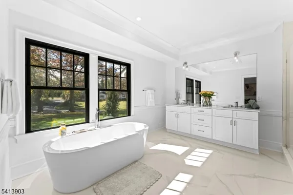 $5,288,000 | 330 Hartshorn Drive, Short Hills, NJ 07078