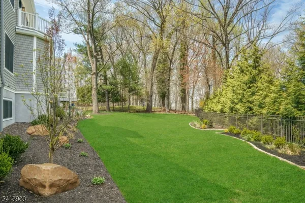 $5,288,000 | 330 Hartshorn Drive, Short Hills, NJ 07078