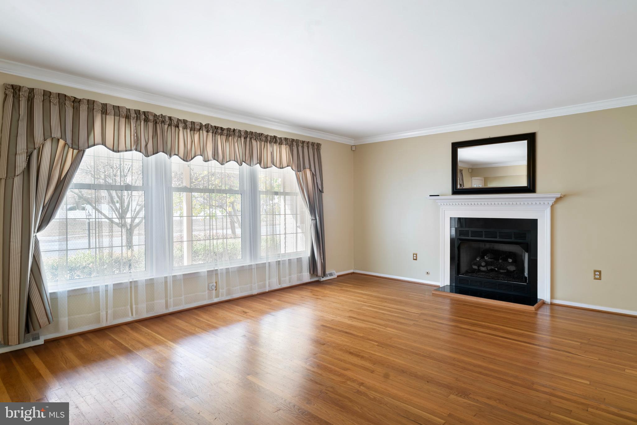 14 Old Town Road Cherry Hill, NJ 08034 - Photo 5 of 27 Gallery Image 5