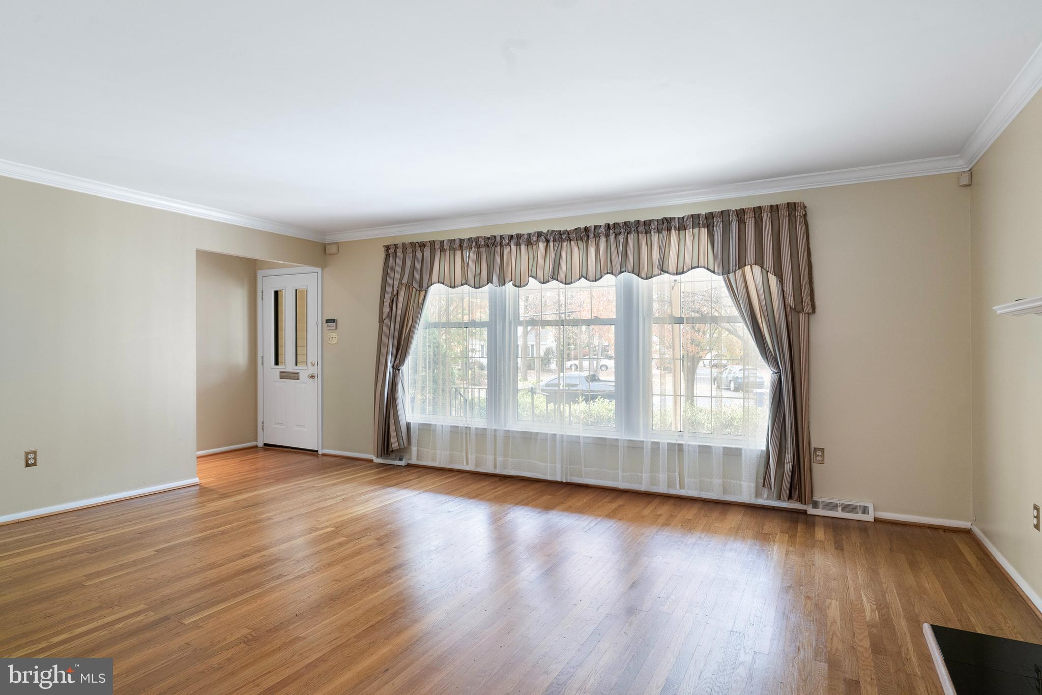 14 Old Town Road Cherry Hill, NJ 08034 - Photo 6 of 27 Gallery Image 6