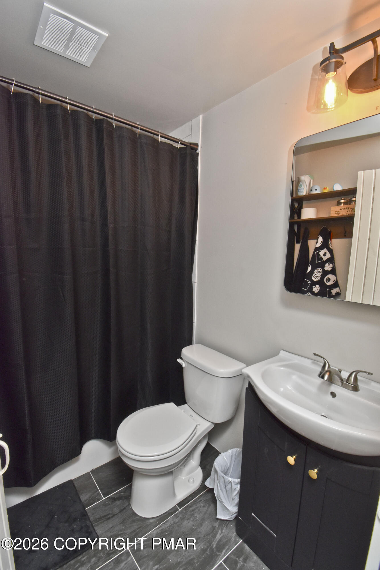 115 Squirrel Lane Cresco, PA 18326 - Photo 14 of 20 8 Bath