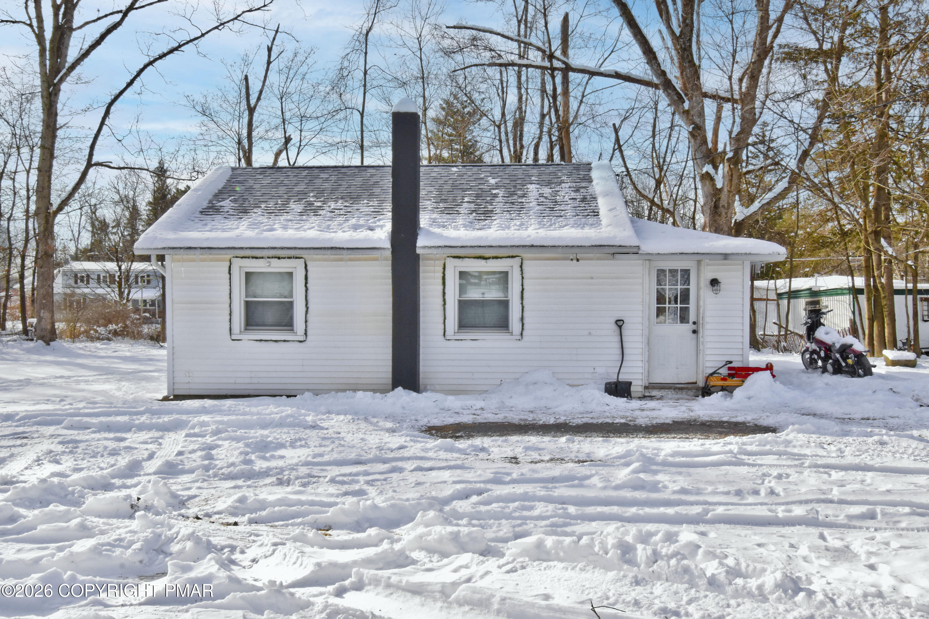 115 Squirrel Lane Cresco, PA 18326 - Photo 19 of 20 9 Exterior (4)