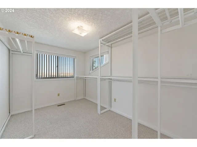 $985,000 | 27696 Hwy 730 Umatilla Or 97882, Umatilla, OR 97882