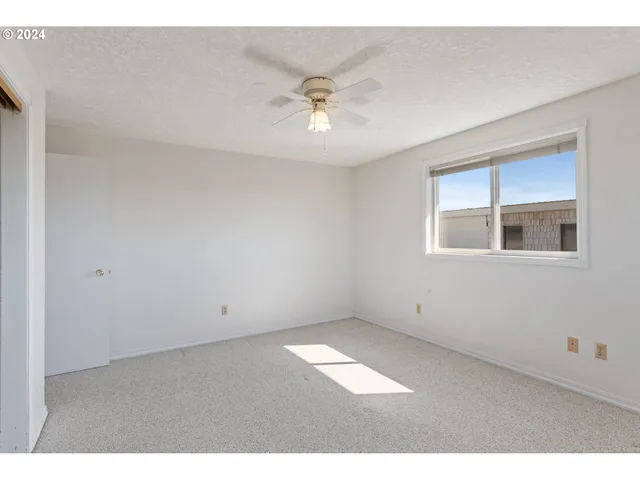 $985,000 | 27696 Hwy 730 Umatilla Or 97882, Umatilla, OR 97882