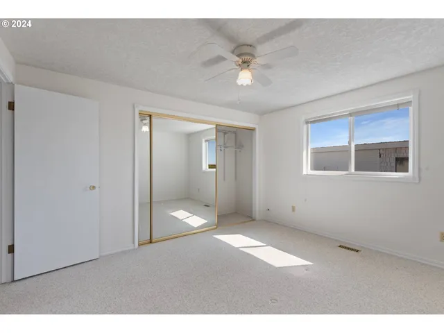 $985,000 | 27696 Hwy 730 Umatilla Or 97882, Umatilla, OR 97882