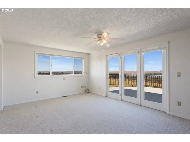 $985,000 | 27696 Hwy 730 Umatilla Or 97882, Umatilla, OR 97882