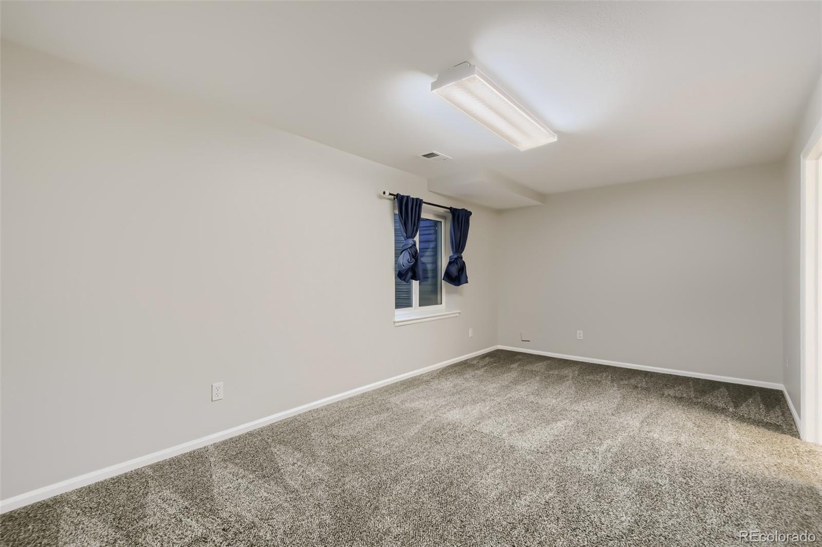 7005 Newhall Drive Highlands Ranch, CO 80130 - Photo 32 of 41
