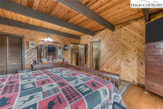 $1,455,000 | 183 Windshaken Lane, Newland, NC 28657