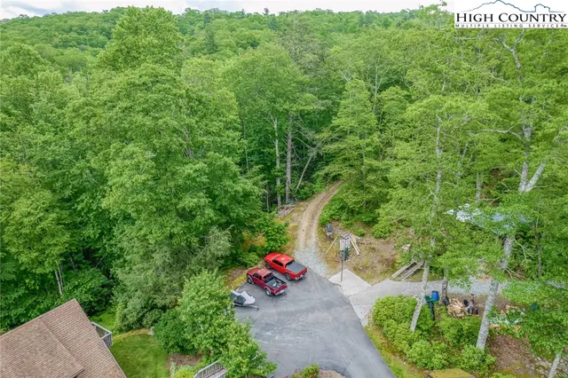 $1,455,000 | 183 Windshaken Lane, Newland, NC 28657