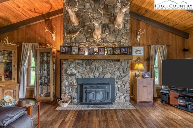 $1,455,000 | 183 Windshaken Lane, Newland, NC 28657